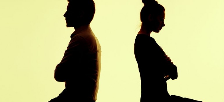 Illustration-of-an-unhappy-couple-Shutterstock-800x430-770x351